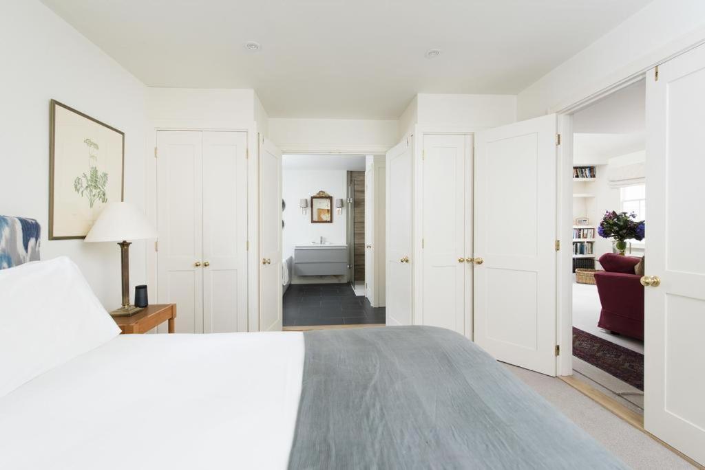 Perfect Kensington Mews House - Quiet Location Holiday home London